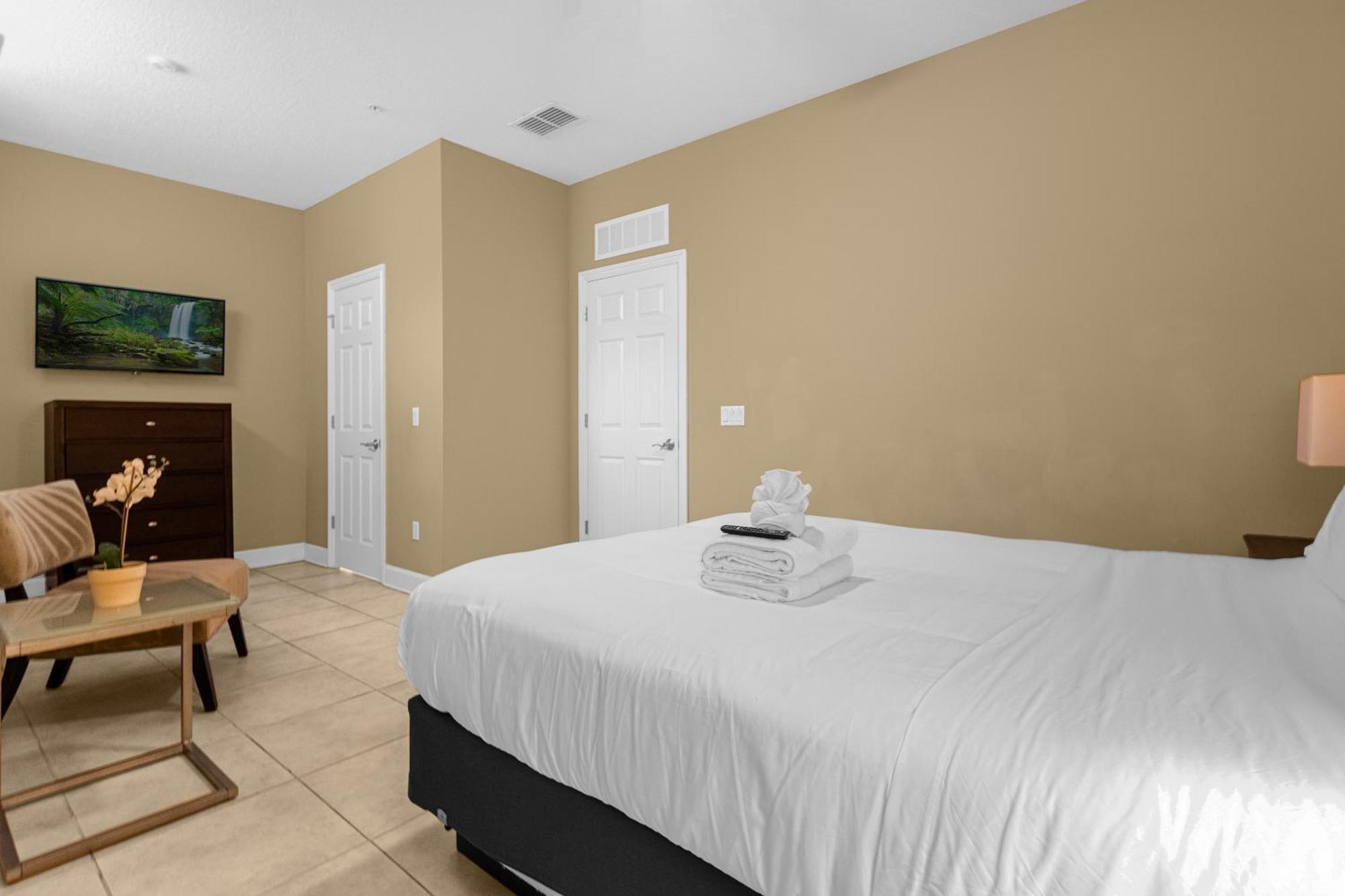 Cozy & Elegant 4Br Enchanted Townhouse - 1 Mile To Disney With Resort Pool, Gym, & Jacuzzi Orlando Exterior foto